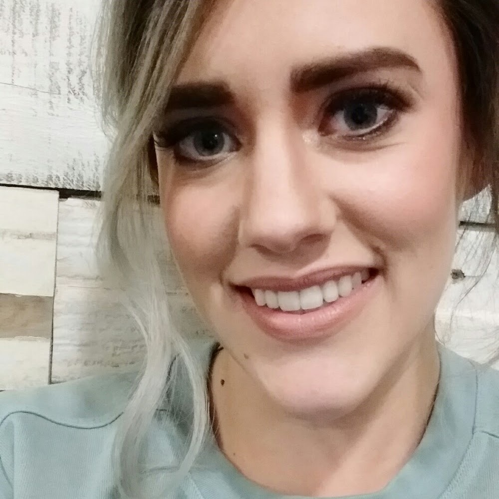 Meet your Posher, Lizzy